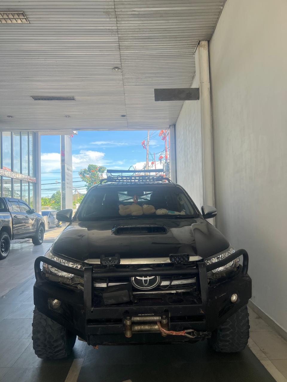DI JUAL HILUX DC 2015